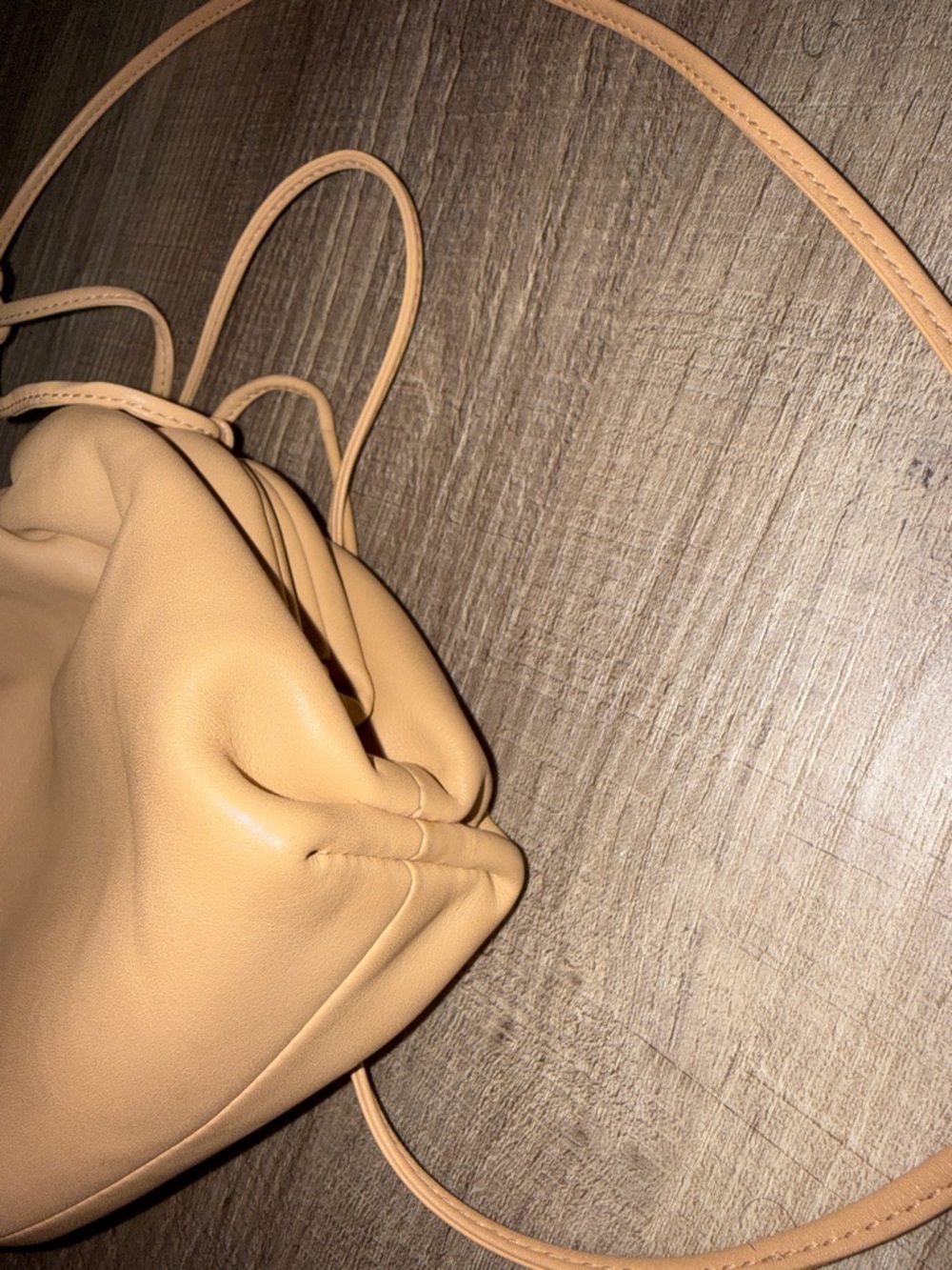 💛 💯 AUTH BOTTEGA VENETA MINI POUCH BAG BEIGE TAN💛 - Picture 5 of 8